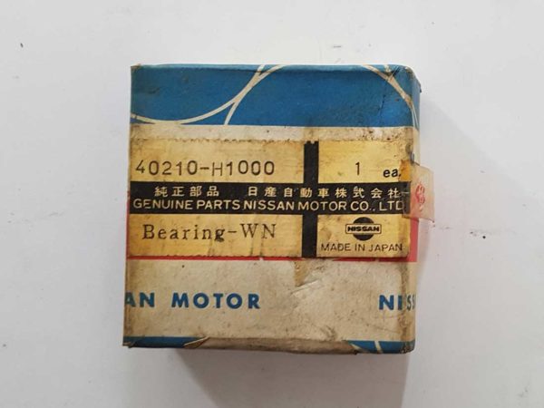 Datsun Front Wheel Bearing Box